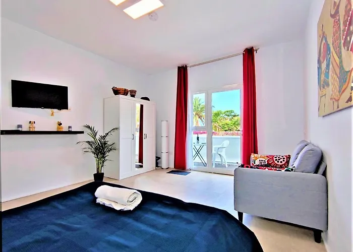 Fantastico 2 - Large Balcony, Free Parking, Air Conditioning, Free Netflix, Bbq Puerto de la Cruz